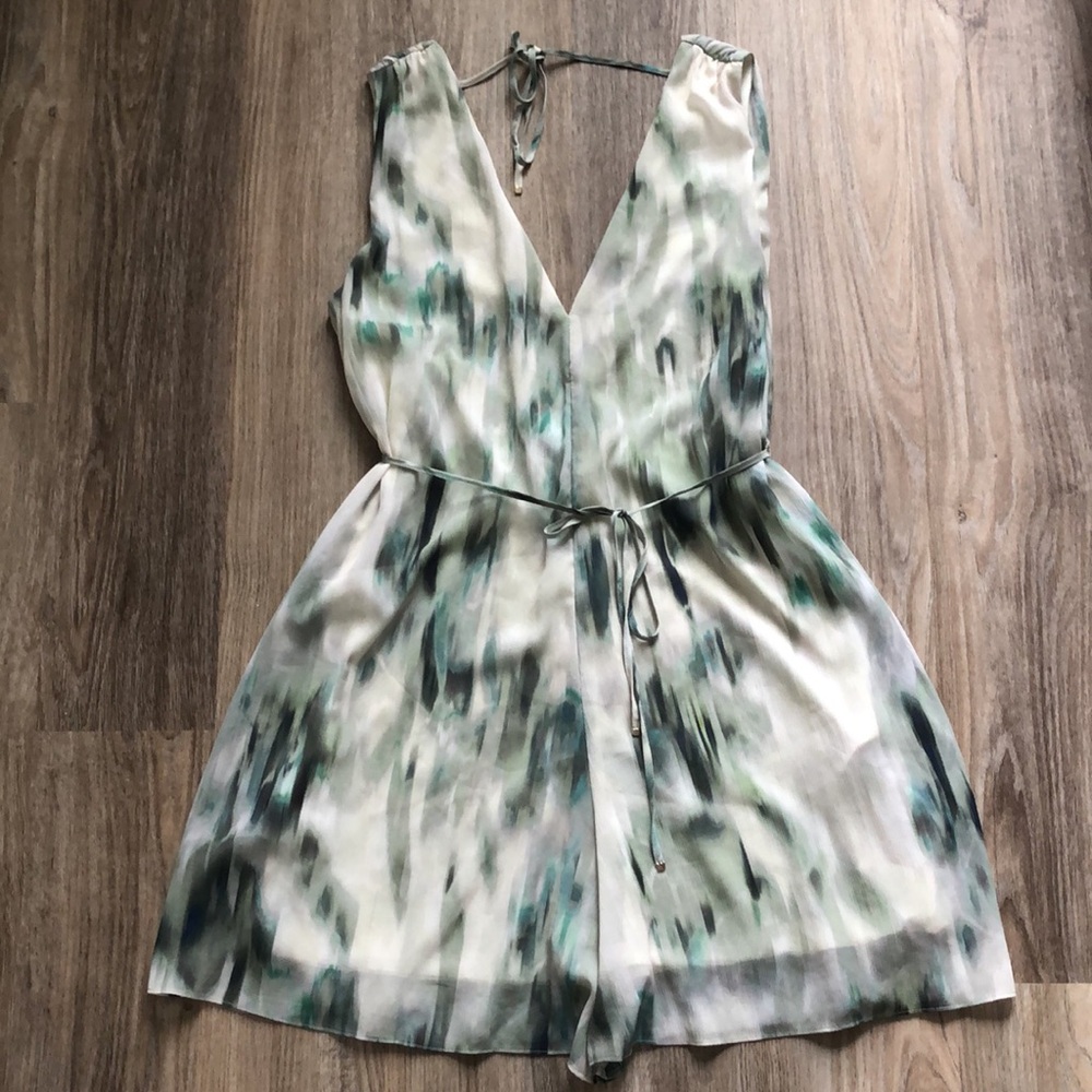 ❤️$10 H&M Romper Dress Size Small
